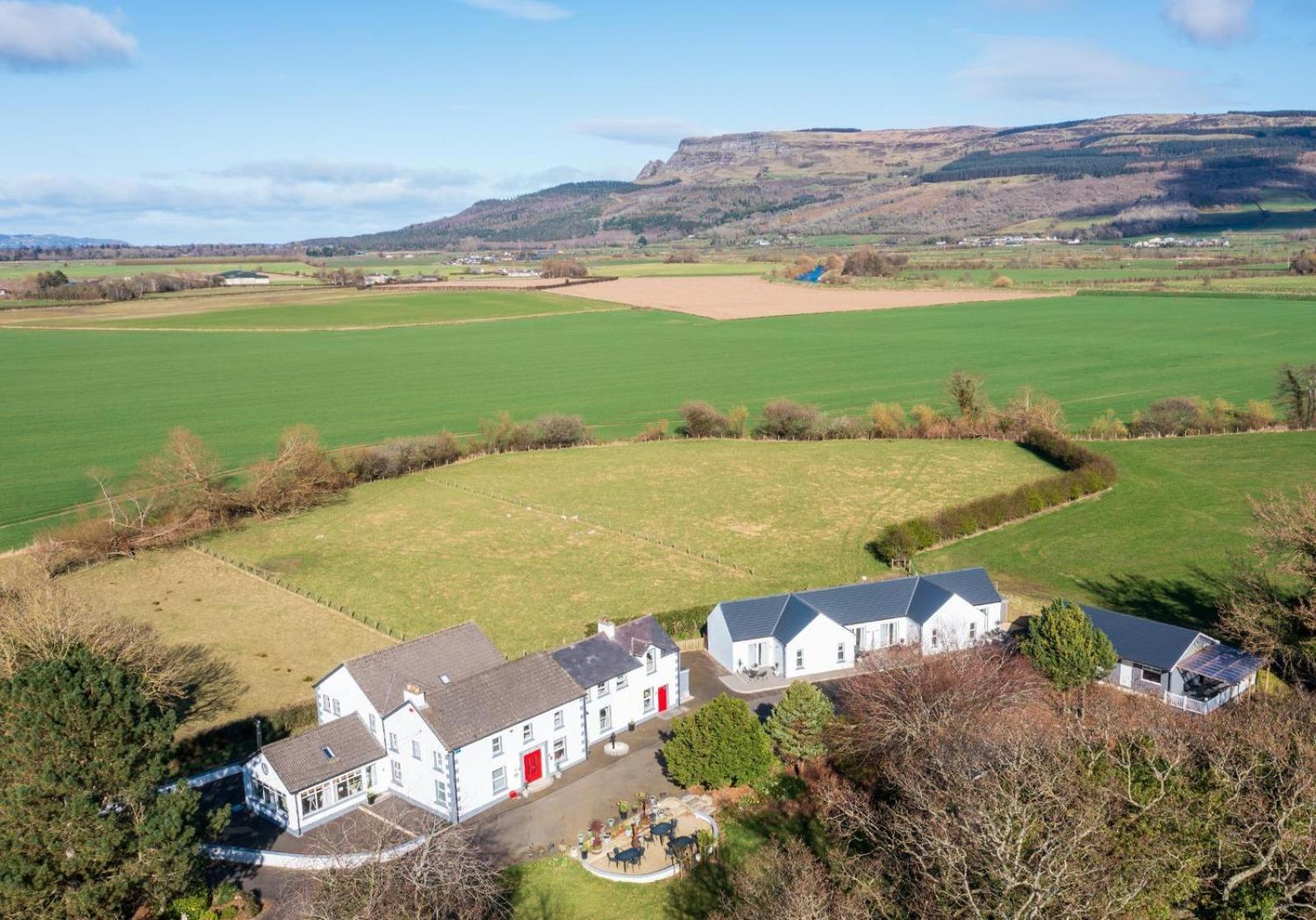 Willow House Bed & Breakfast And Orchard Studios Self Catering Limavady Buitenkant foto